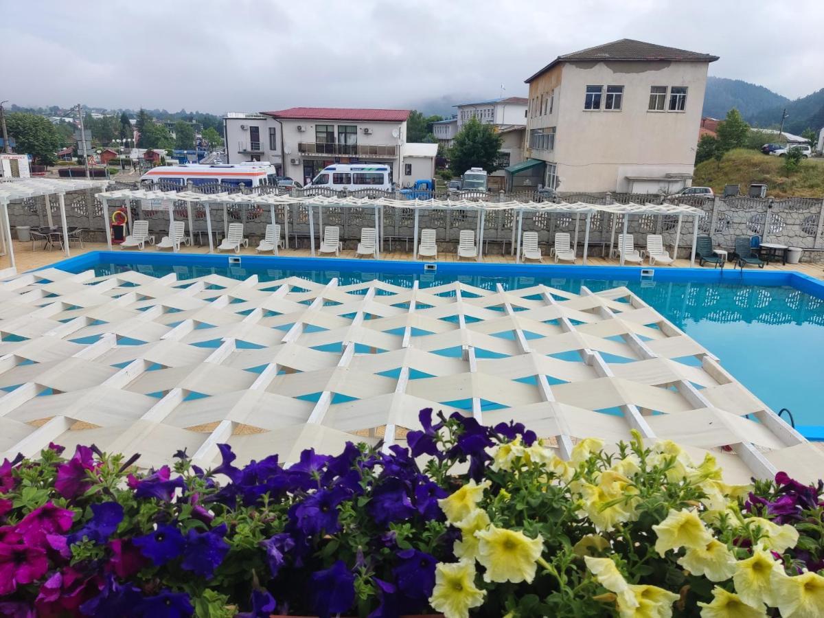Hotel Elit Kirkovo  Kültér fotó