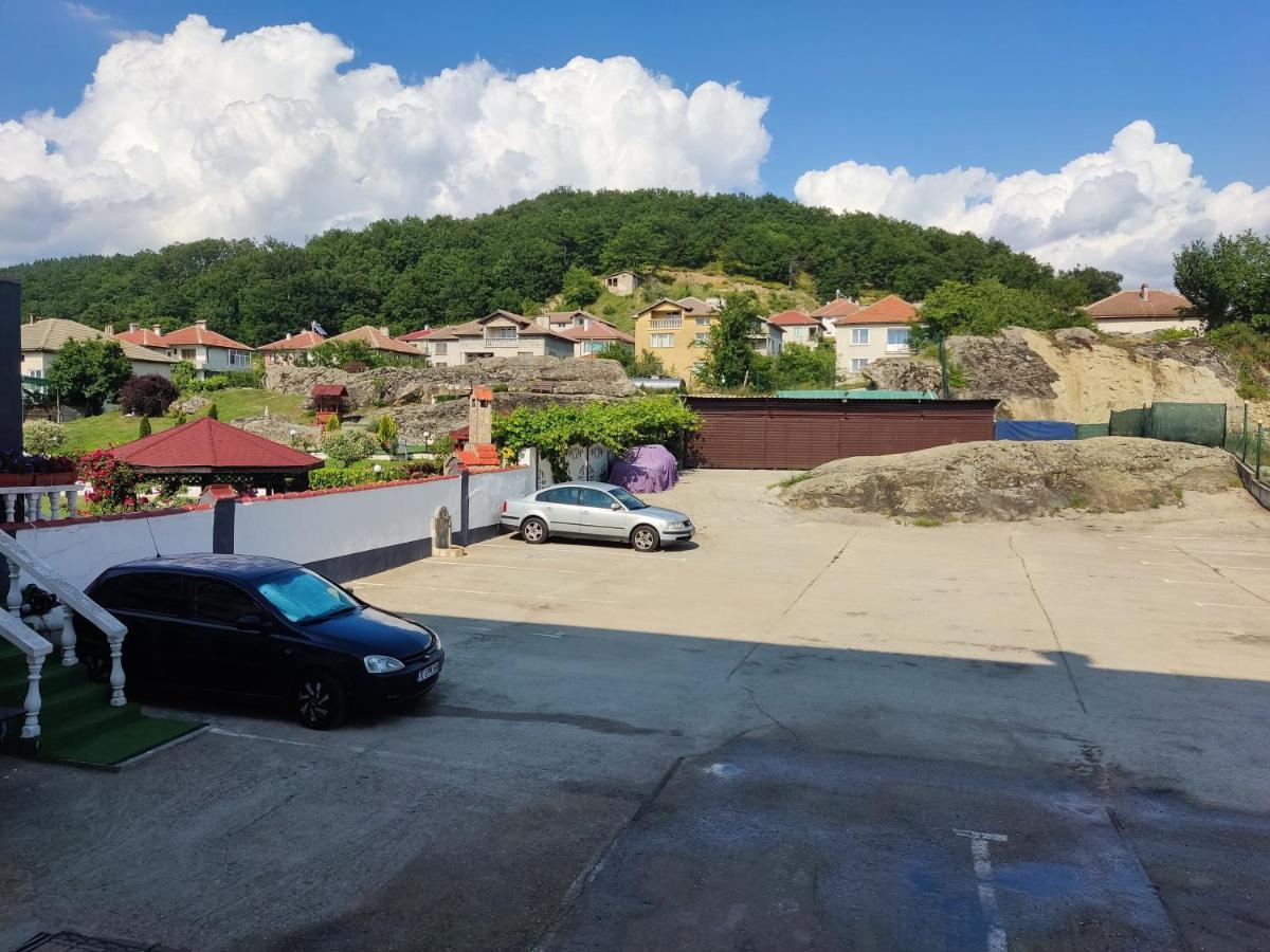 Hotel Elit Kirkovo  Kültér fotó